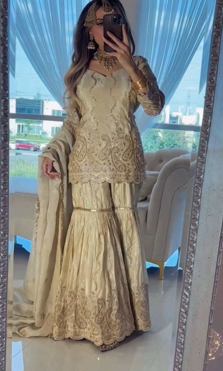 Luxe Ivory Gilded Kurta Ensemble
